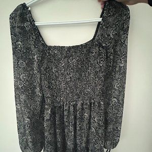 COPY - Dynamite Floral print balloon sleeve flowy mini dress in size xs